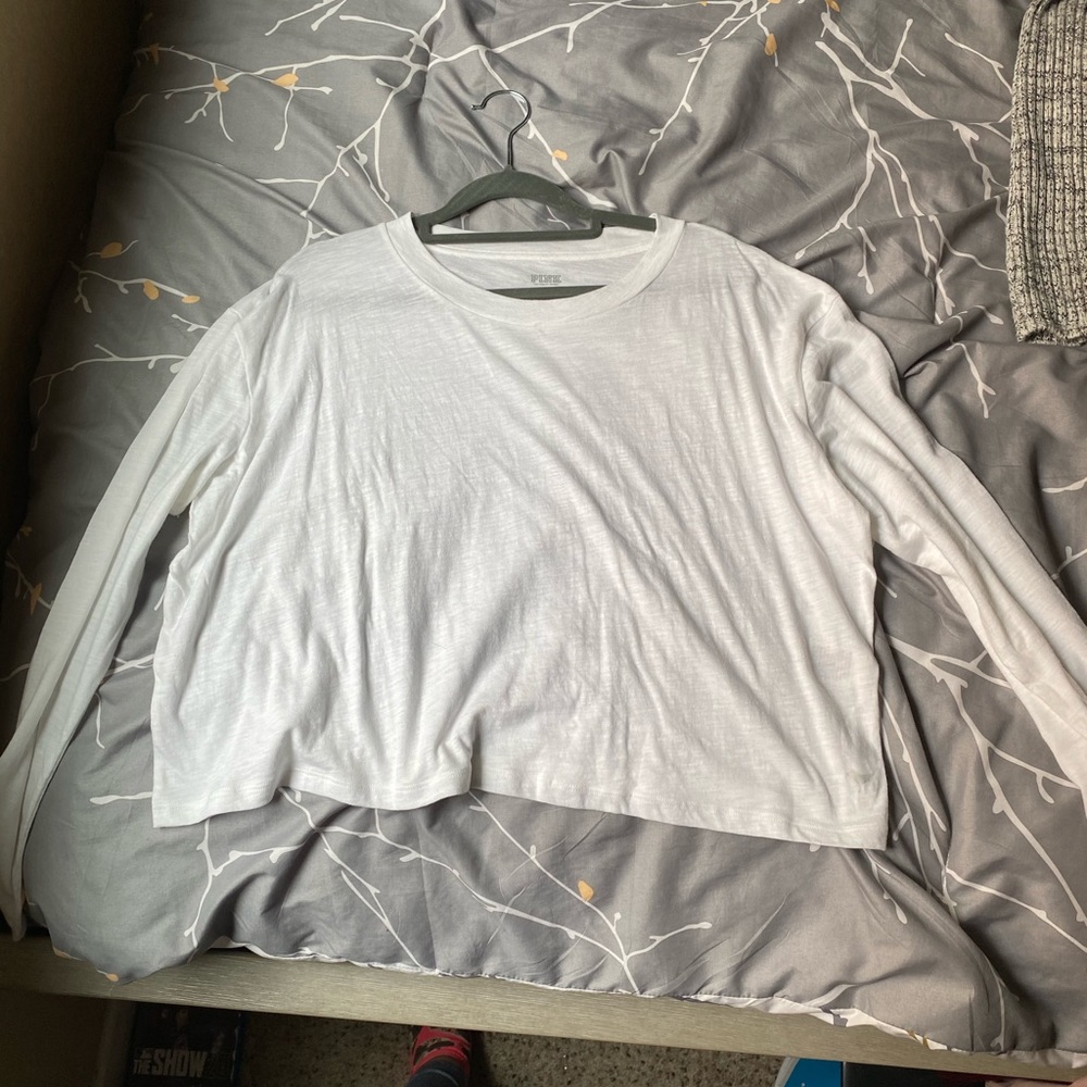 White cropped long sleeve